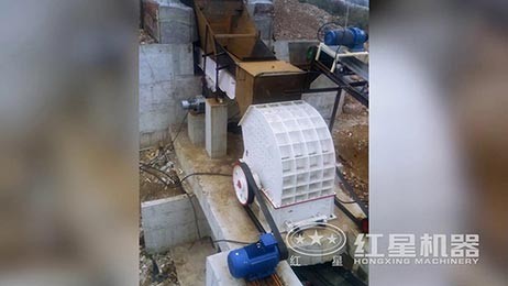 山西重錘式破碎機生產(chǎn)線工作視頻