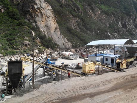 機制砂生產(chǎn)線工藝流程及成套設(shè)備