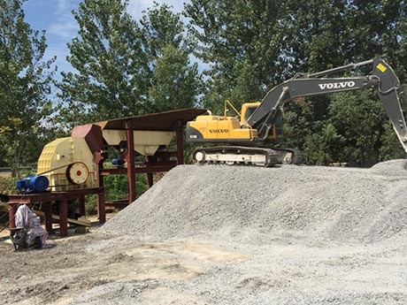 粉碎石頭的機器有幾種？哪個廠家價格便宜