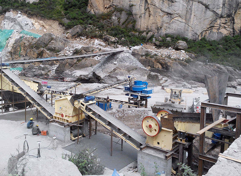 開辦一個(gè)小型制砂廠，一套時(shí)產(chǎn)50-100方制砂機(jī)要多少錢