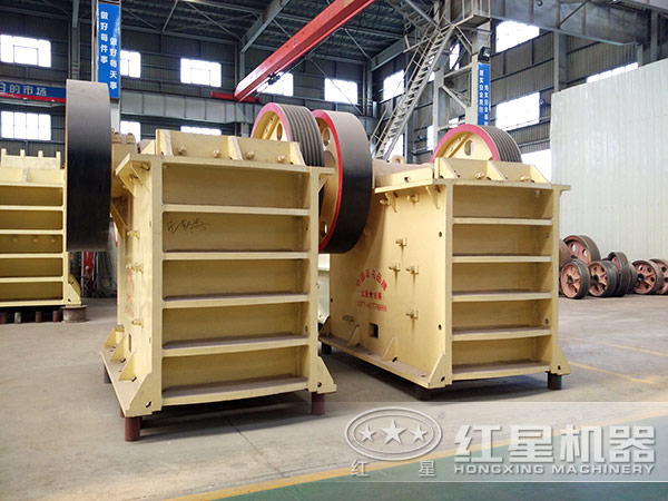 1600×2100顎式破碎機(jī)廠家