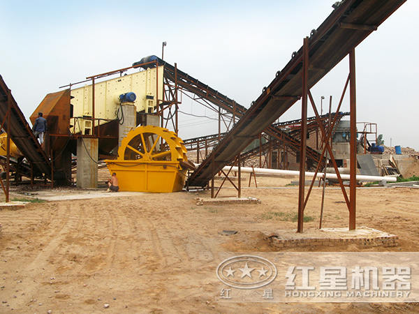 石英砂生產(chǎn)線現(xiàn)場(chǎng)