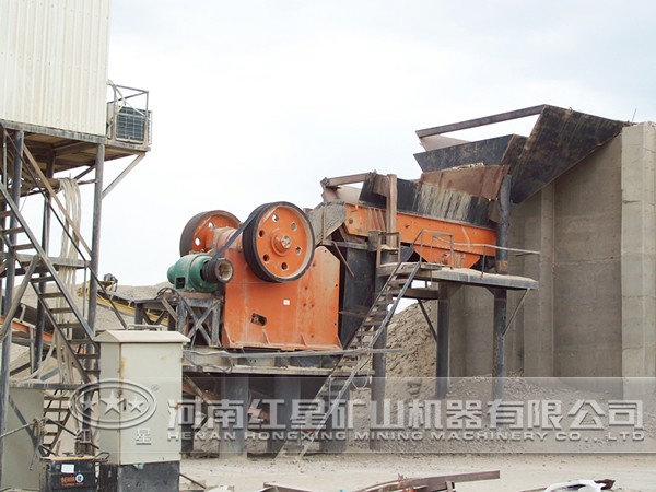 鉛鋅礦破碎機(jī)現(xiàn)場