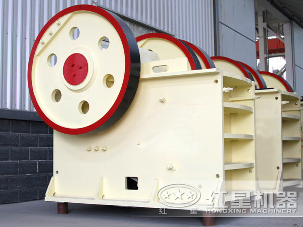 250*1000的顎式破碎機