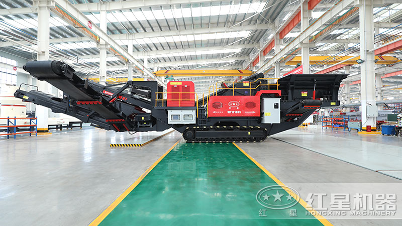 履帶移動破碎機，外觀大氣上檔次，復雜工況不怯場