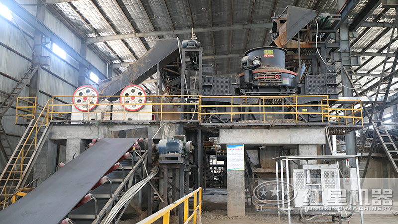 鄂破+圓錐破+制砂機(jī)組成的制沙生產(chǎn)線