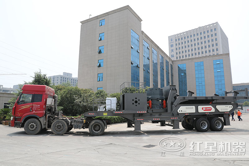 移動破碎機，暢游沙場的小精靈