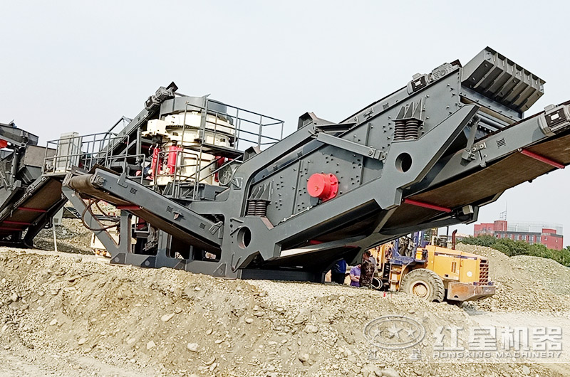 履帶移動破碎機(jī)