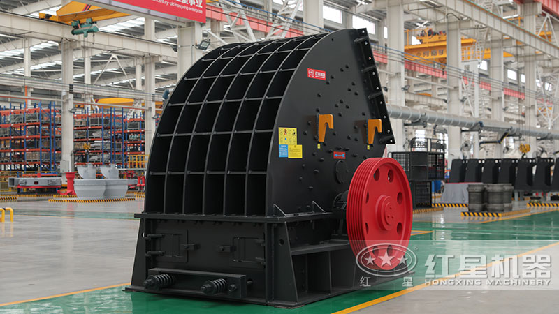 錘式破碎機實拍如圖