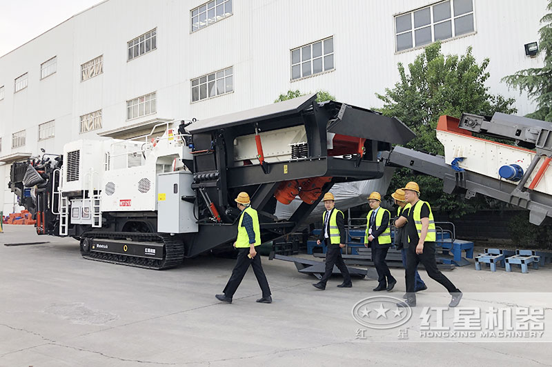紅星機(jī)器移動(dòng)制沙設(shè)備質(zhì)量過(guò)關(guān)，可實(shí)地考察