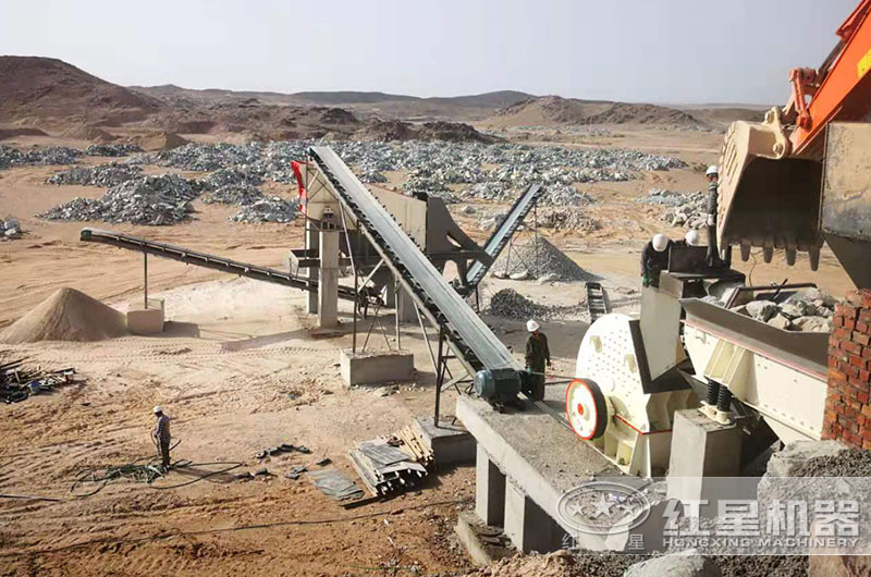 重錘破碎機工作現(xiàn)場圖片