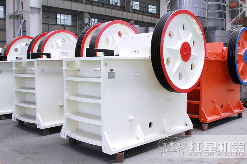 小型粉碎機(jī)多少錢(qián)，石頭打成石子的