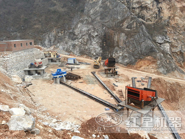 制砂生產(chǎn)線現(xiàn)場(chǎng)