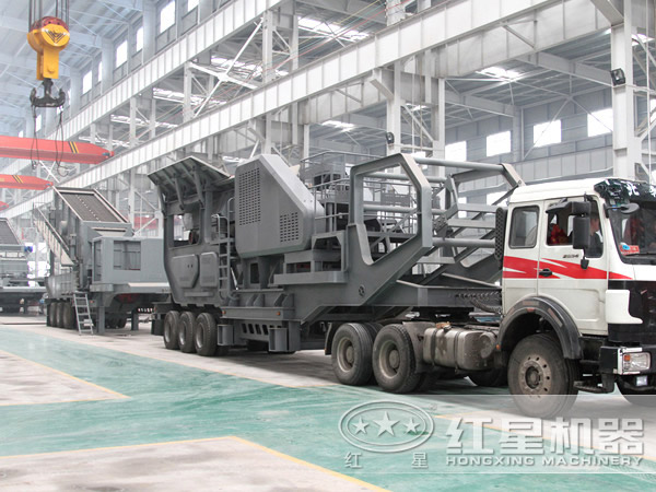 車載移動破碎機生產(chǎn)車間