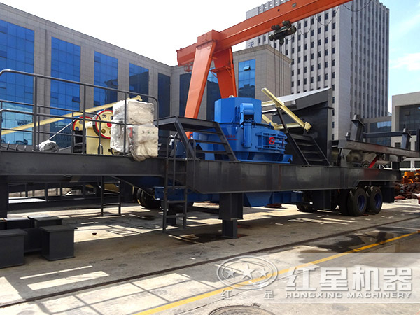 車載流動打砂機廠區(qū)實拍