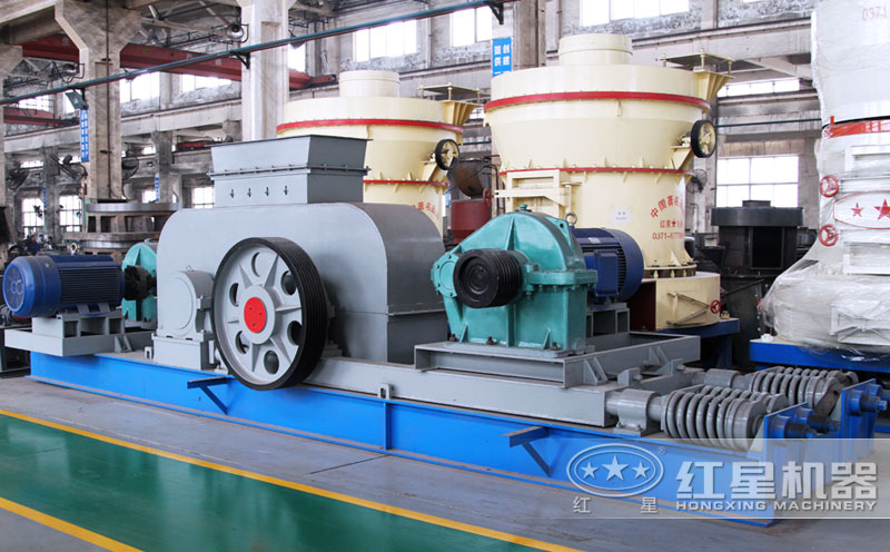 對(duì)輥式碎石機(jī)