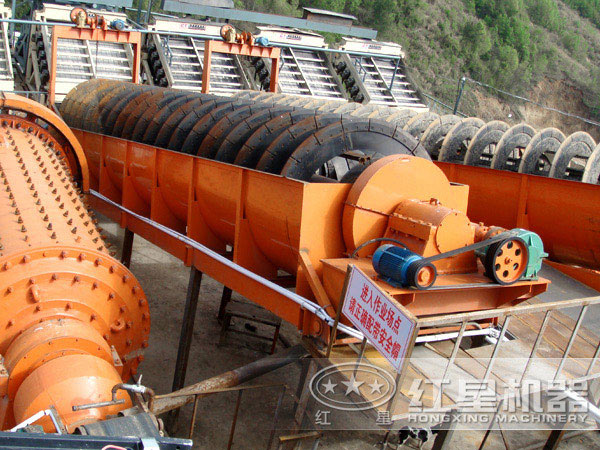 磷礦加工現(xiàn)場(chǎng)