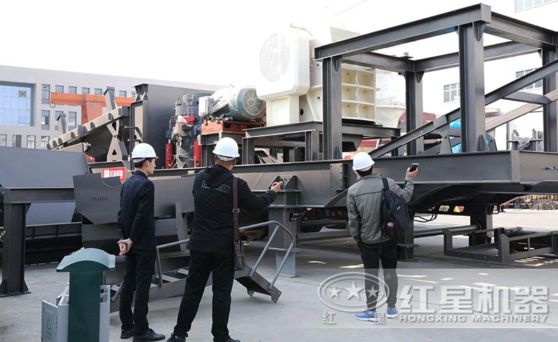 客戶來訪紅星機(jī)器參觀考察