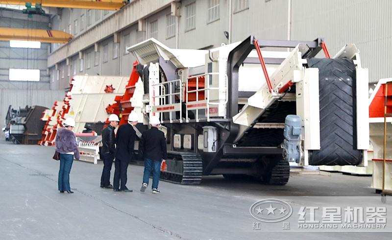 技術(shù)人員全程跟進(jìn)，為用戶詳細(xì)講解