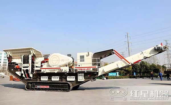 履帶移動(dòng)沙石粉碎機(jī)廠(chǎng)區(qū)實(shí)拍