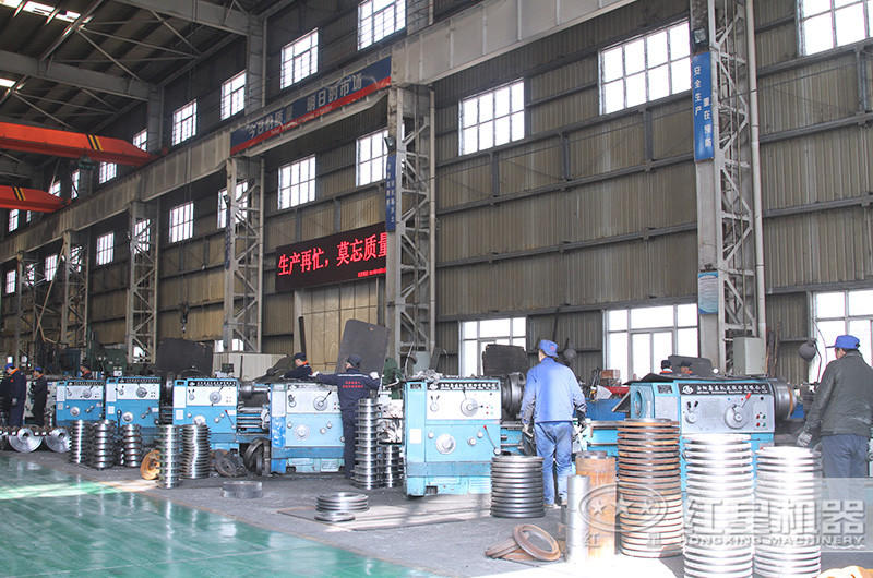 大型破碎機廠家生產車間