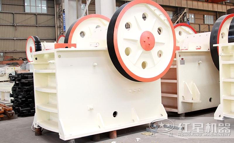 PE系列顎式破碎機(jī)