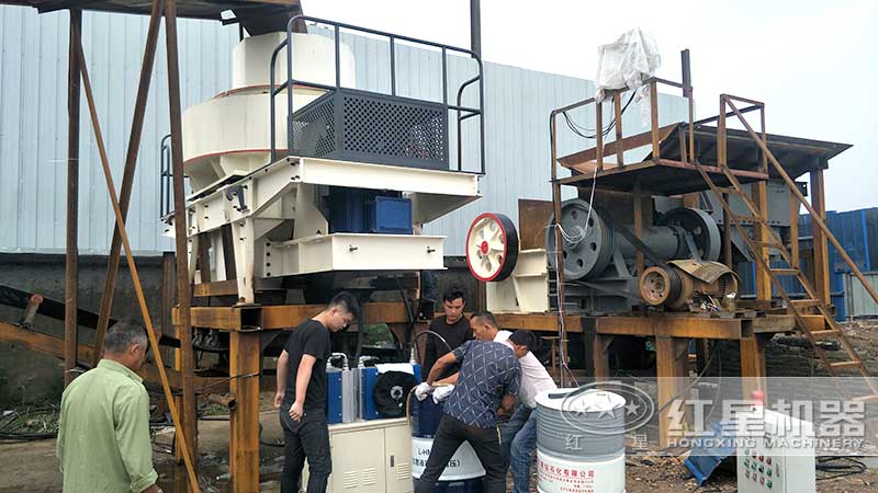 細顎破與制砂機合作制沙案例安裝現(xiàn)場