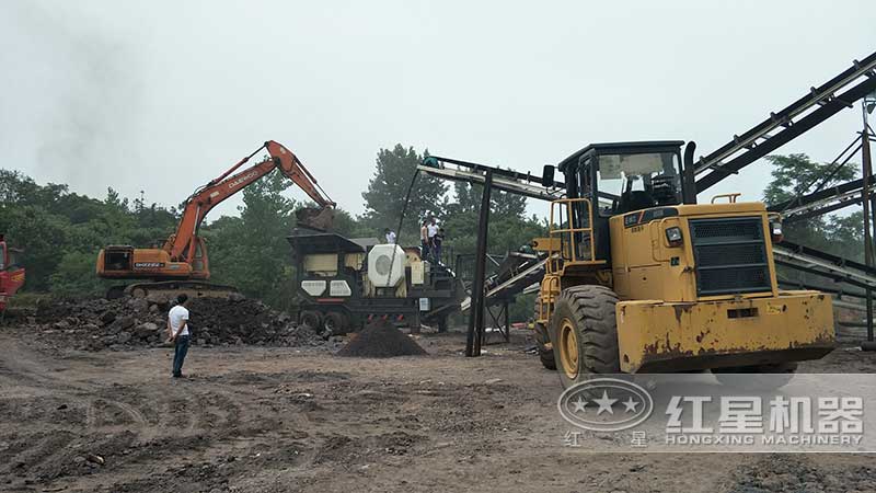 山西煤炭加工現(xiàn)場(chǎng)所用移動(dòng)顎式破碎機(jī)