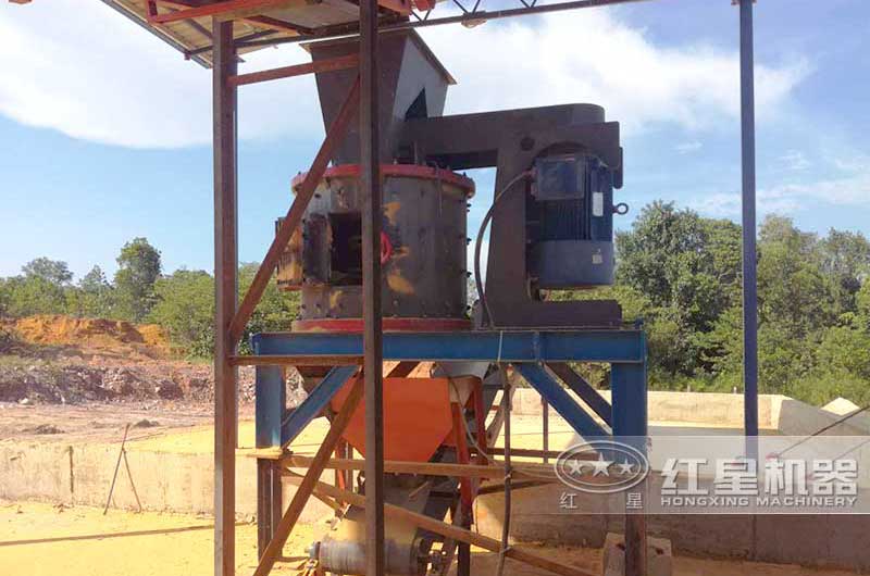復(fù)合式制沙機(jī)現(xiàn)場(chǎng)