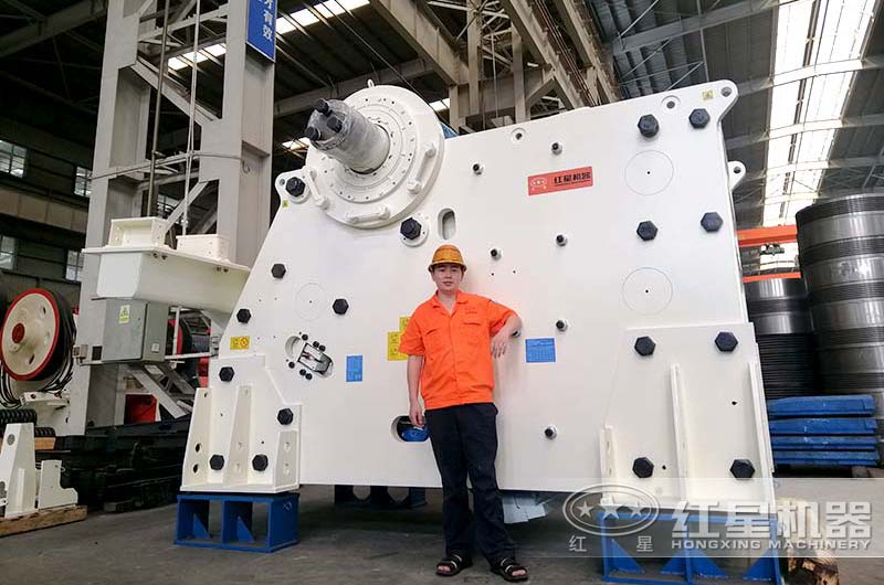 紅星大型CJ歐版顎式破碎機可達到時產(chǎn)1500噸