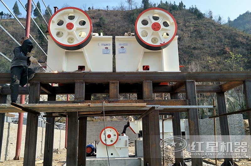 PE-250x750細鄂破作中細碎現(xiàn)場