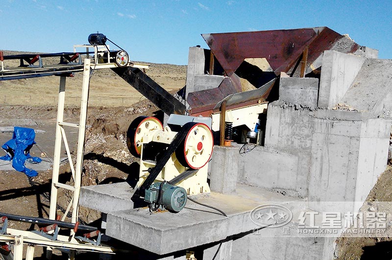 小型石頭破碎生產(chǎn)線