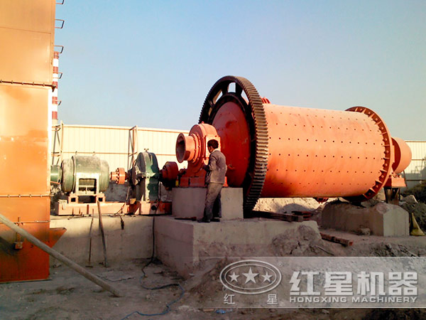 銀粉球磨機現場圖